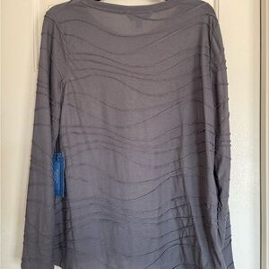 Simply Vera Vera Wang -  Textured Long Sleeve Top. NWT